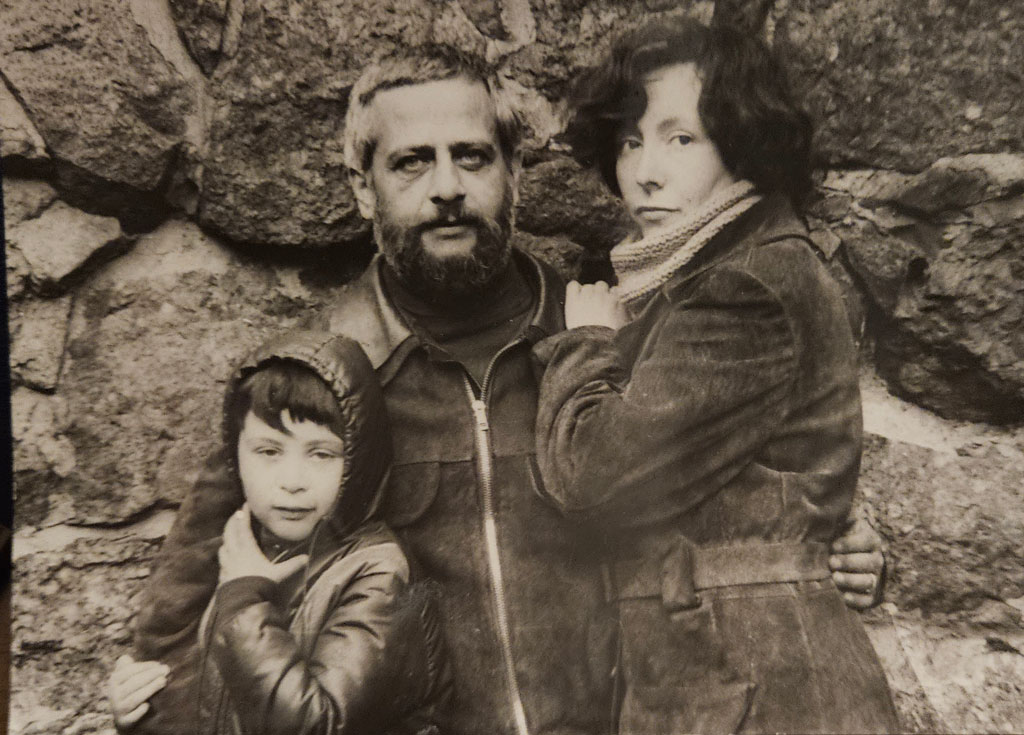 Julya, Boris und Nina in der Stadt Wyborg kurz vor der Emigration, 1977.  Foto von Jewgenij Uchnaljow.