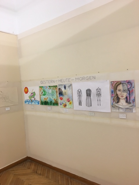 Pictures to topic „Yesterday, today, tomorrow“