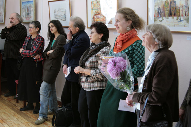 Irina Karasik, Alexander Nosow, Juliy Karasik, Natalia Kopman und andere bei Eröffnung der Ausstellung „Ewigkeit“