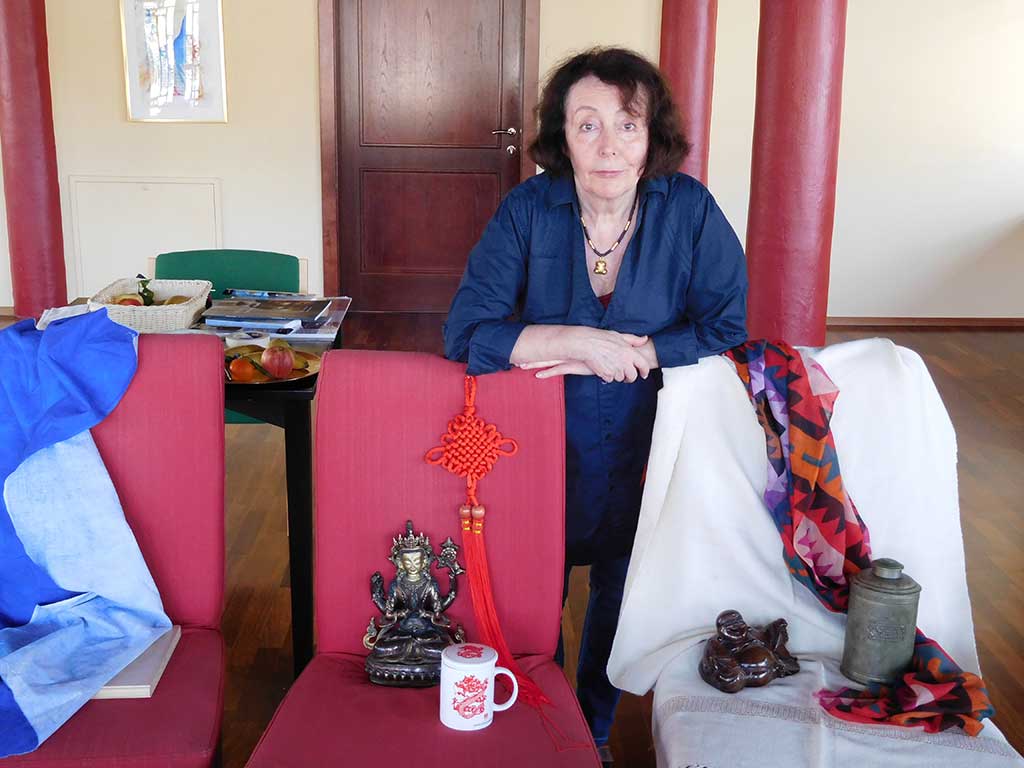 Drei für Kursteilnehmer aufgebaute Stillleben im Chinaturm-Atelier